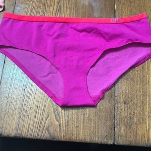 NWOT Victoria Secret PINK hipster